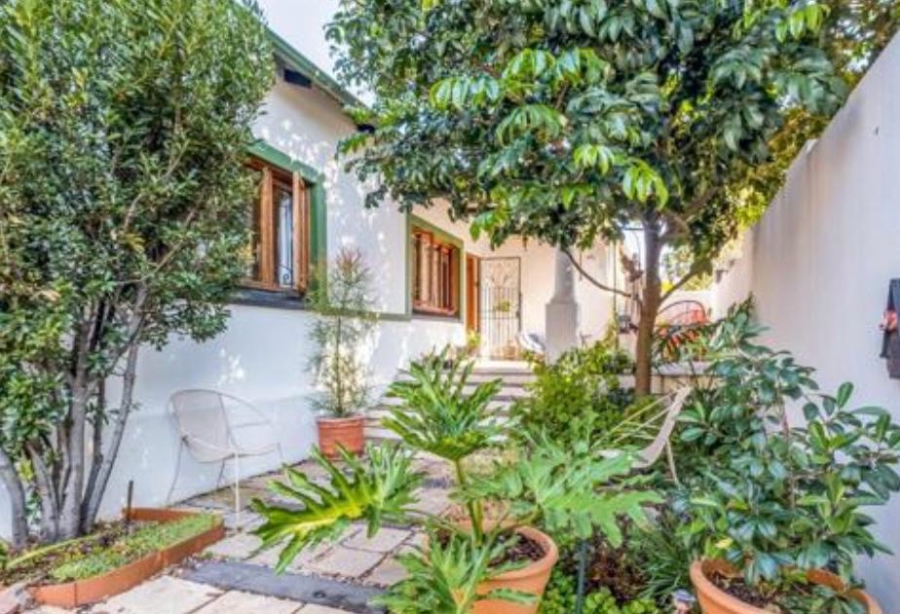 2 Bedroom Property for Sale in Auckland Park Gauteng