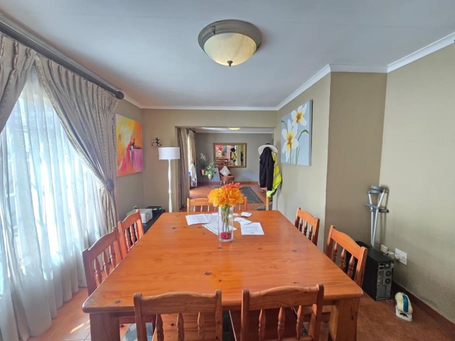 3 Bedroom Property for Sale in Brackendowns Gauteng