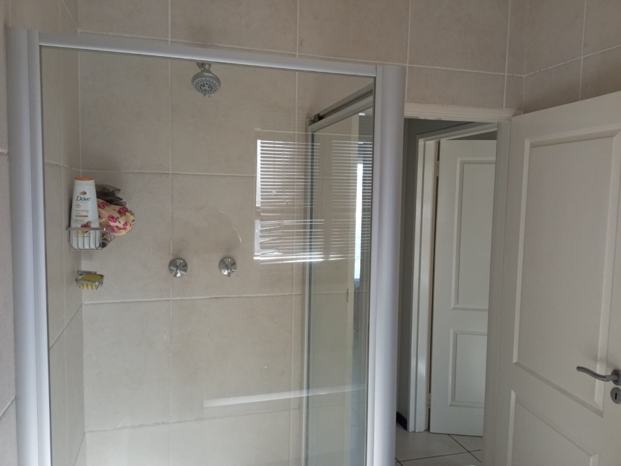 2 Bedroom Property for Sale in Glenvista Gauteng