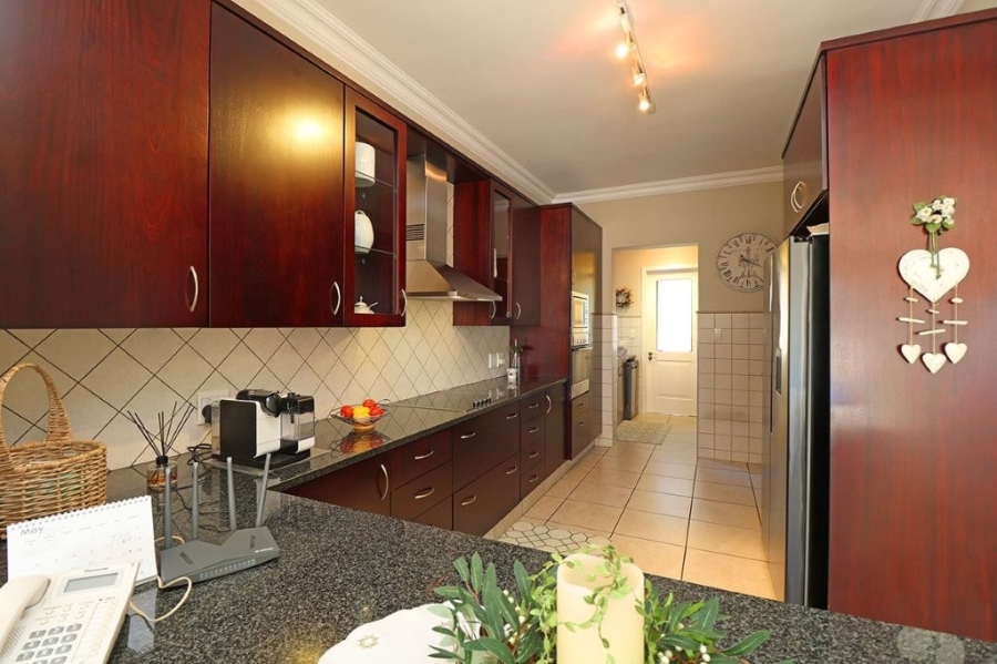 3 Bedroom Property for Sale in Bedfordview Gauteng