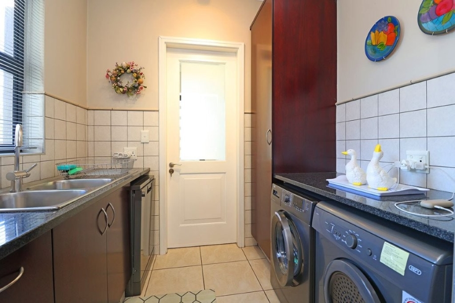 3 Bedroom Property for Sale in Bedfordview Gauteng