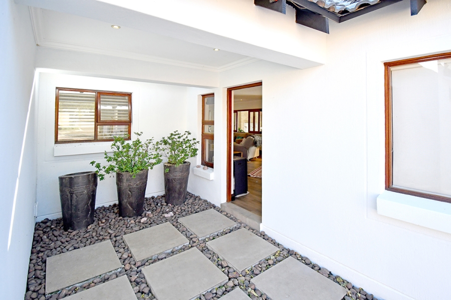 3 Bedroom Property for Sale in Greenstone Hill Gauteng
