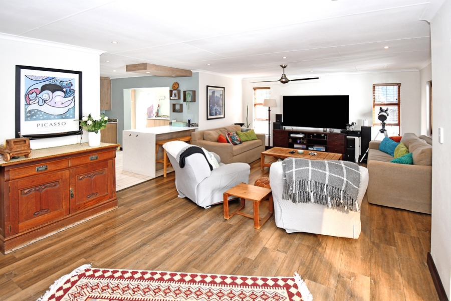 3 Bedroom Property for Sale in Greenstone Hill Gauteng