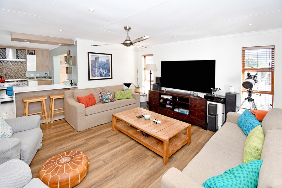 3 Bedroom Property for Sale in Greenstone Hill Gauteng