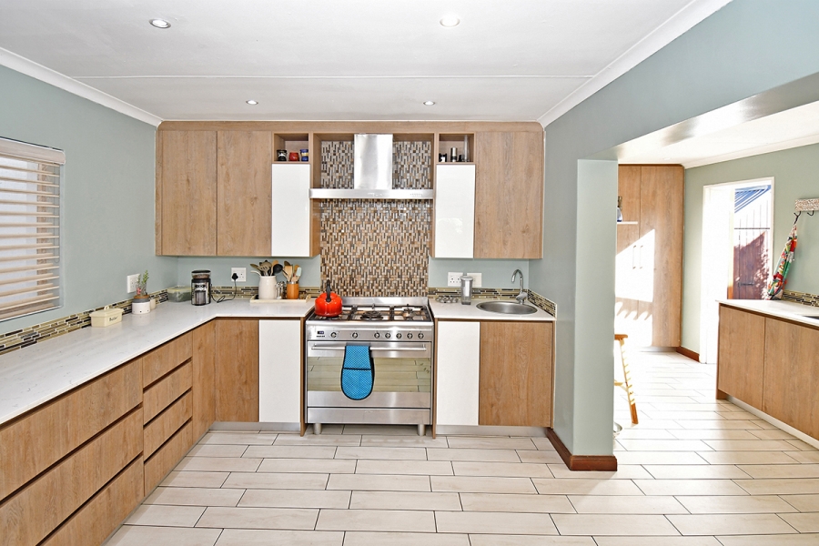 3 Bedroom Property for Sale in Greenstone Hill Gauteng