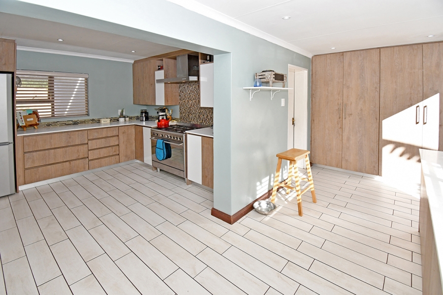 3 Bedroom Property for Sale in Greenstone Hill Gauteng