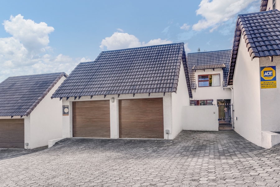 3 Bedroom Property for Sale in Bryanston Gauteng