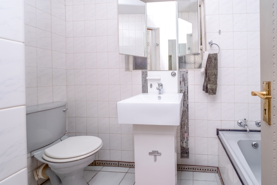 3 Bedroom Property for Sale in Bryanston Gauteng