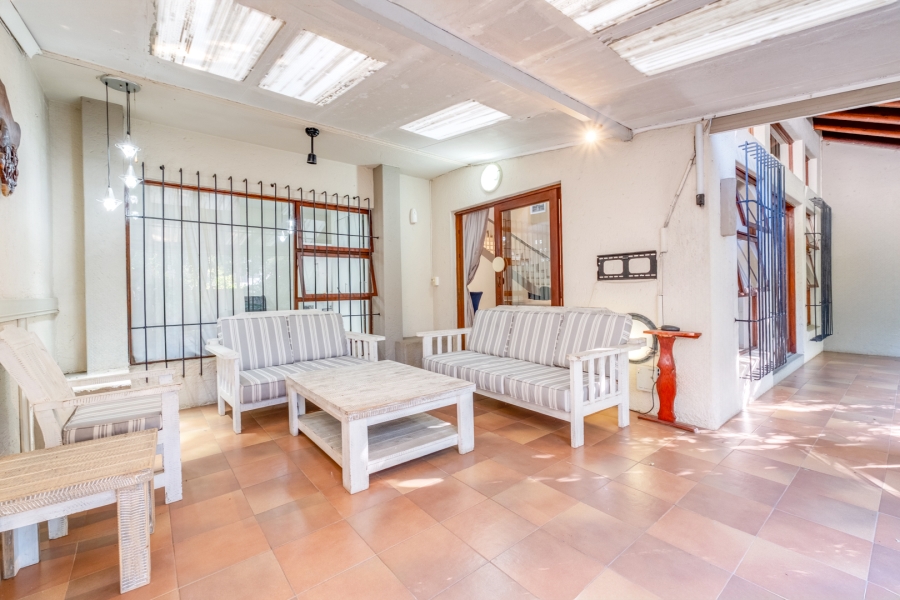 3 Bedroom Property for Sale in Bryanston Gauteng