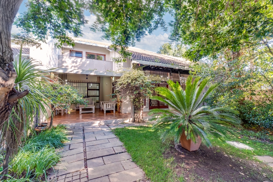3 Bedroom Property for Sale in Bryanston Gauteng