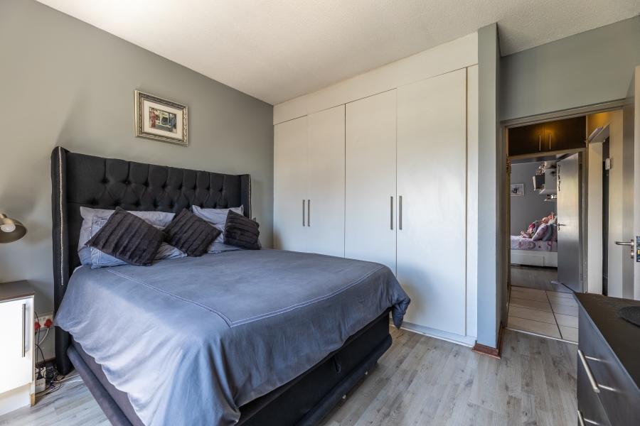 2 Bedroom Property for Sale in Broadacres Gauteng