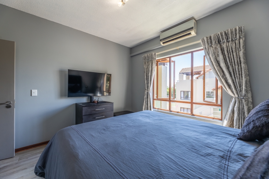2 Bedroom Property for Sale in Broadacres Gauteng