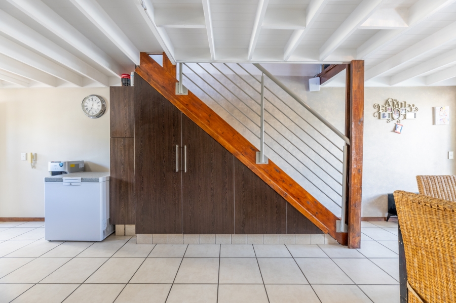 2 Bedroom Property for Sale in Broadacres Gauteng