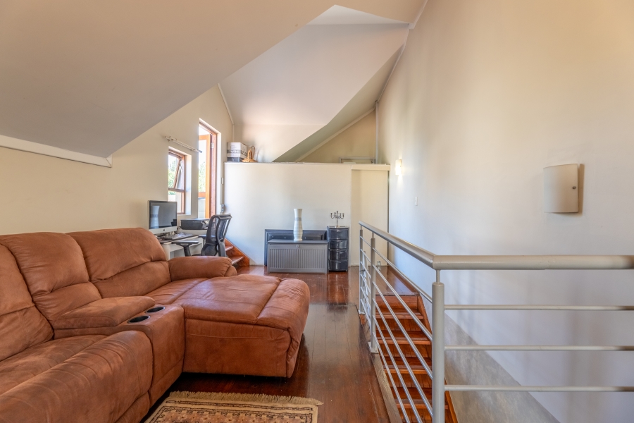 2 Bedroom Property for Sale in Broadacres Gauteng