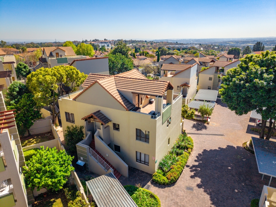 2 Bedroom Property for Sale in Broadacres Gauteng
