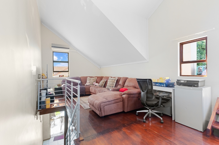 2 Bedroom Property for Sale in Broadacres Gauteng