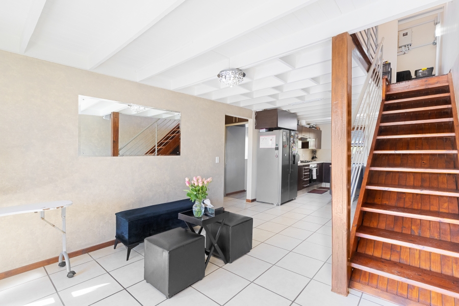 2 Bedroom Property for Sale in Broadacres Gauteng