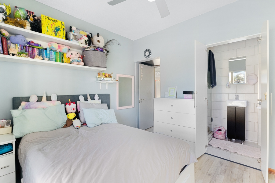 2 Bedroom Property for Sale in Broadacres Gauteng