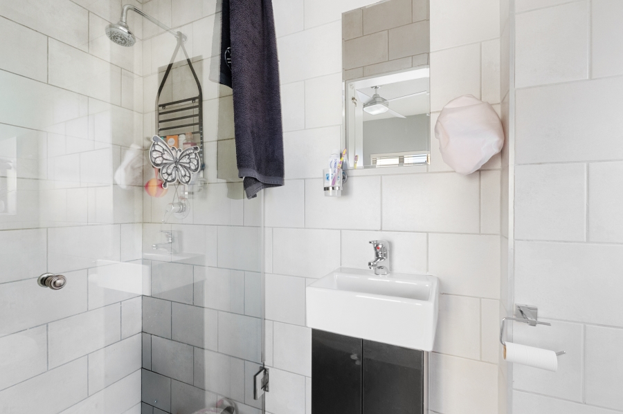 2 Bedroom Property for Sale in Broadacres Gauteng