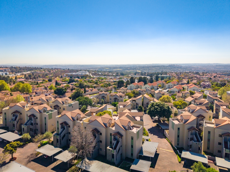 2 Bedroom Property for Sale in Broadacres Gauteng