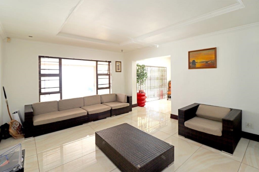 5 Bedroom Property for Sale in Lyndhurst Gauteng