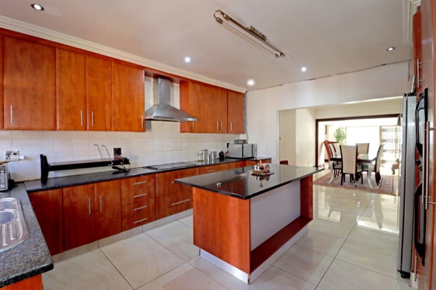 5 Bedroom Property for Sale in Lyndhurst Gauteng