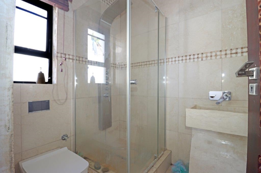 5 Bedroom Property for Sale in Lyndhurst Gauteng