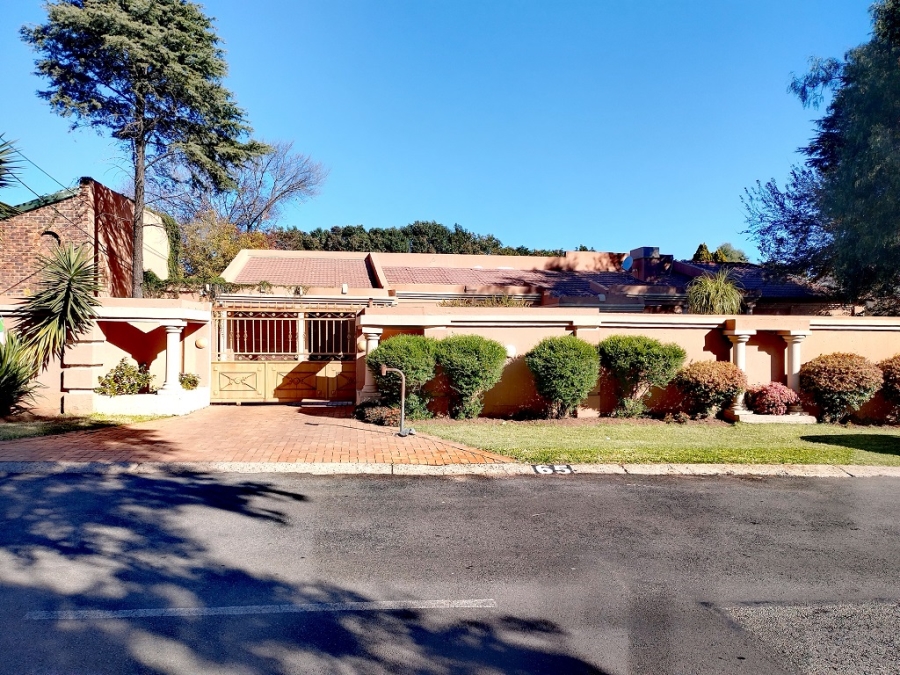 5 Bedroom Property for Sale in Brackenhurst Gauteng