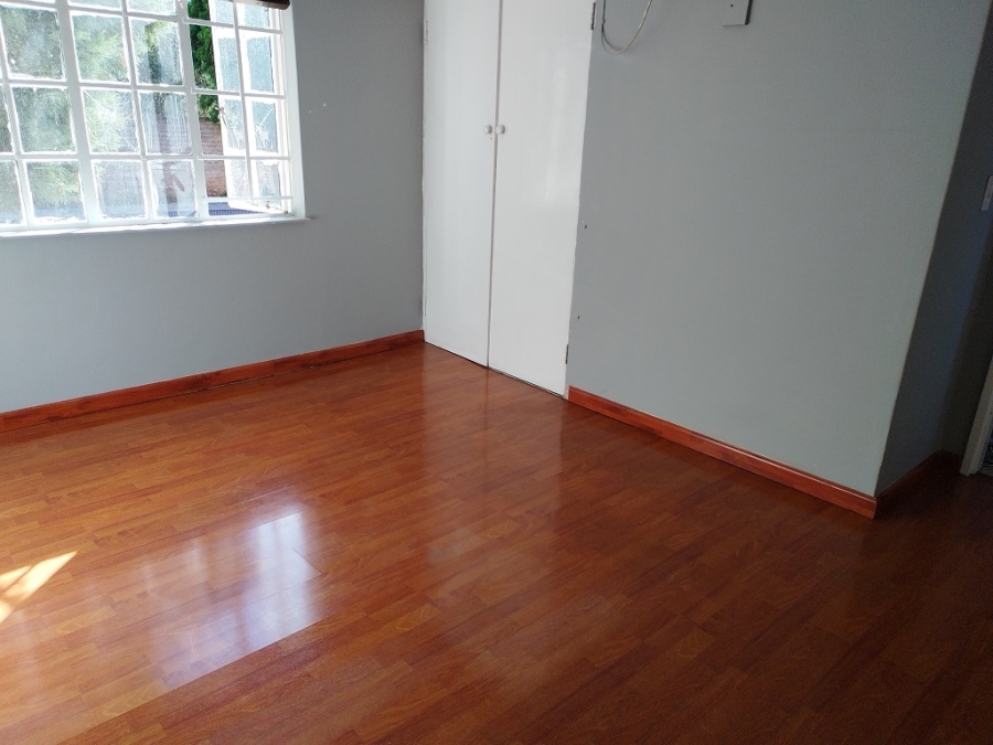 5 Bedroom Property for Sale in Brackenhurst Gauteng