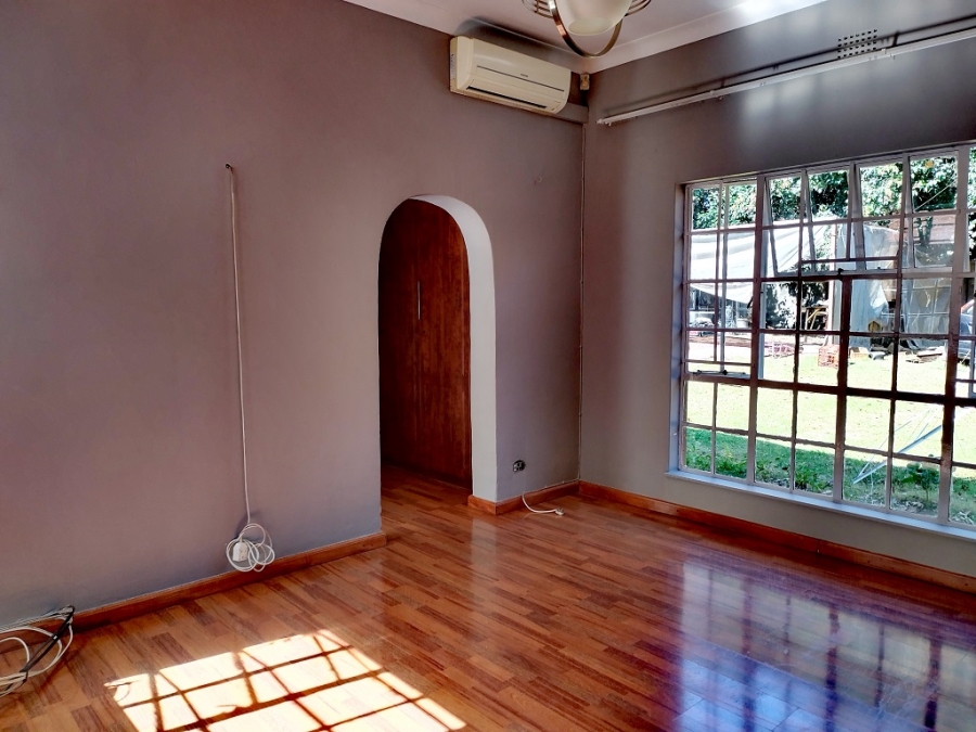 5 Bedroom Property for Sale in Brackenhurst Gauteng