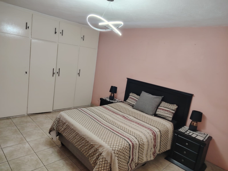 2 Bedroom Property for Sale in Halfway House Gauteng