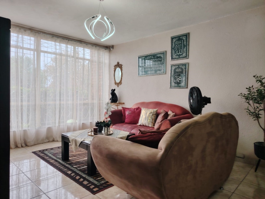 2 Bedroom Property for Sale in Halfway House Gauteng