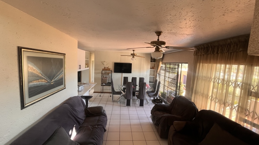 4 Bedroom Property for Sale in Bassonia Gauteng