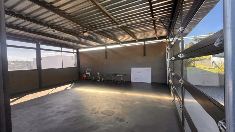 4 Bedroom Property for Sale in Bassonia Gauteng