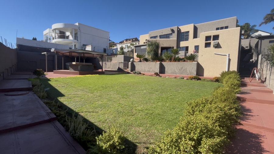 4 Bedroom Property for Sale in Bassonia Gauteng