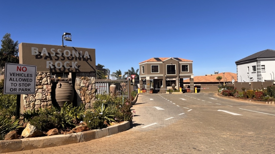 4 Bedroom Property for Sale in Bassonia Gauteng