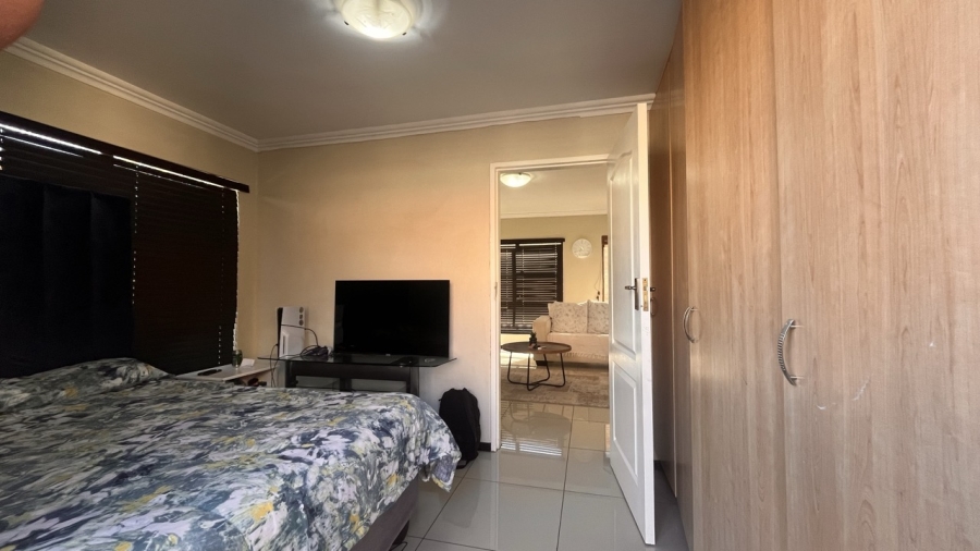 4 Bedroom Property for Sale in Bassonia Gauteng