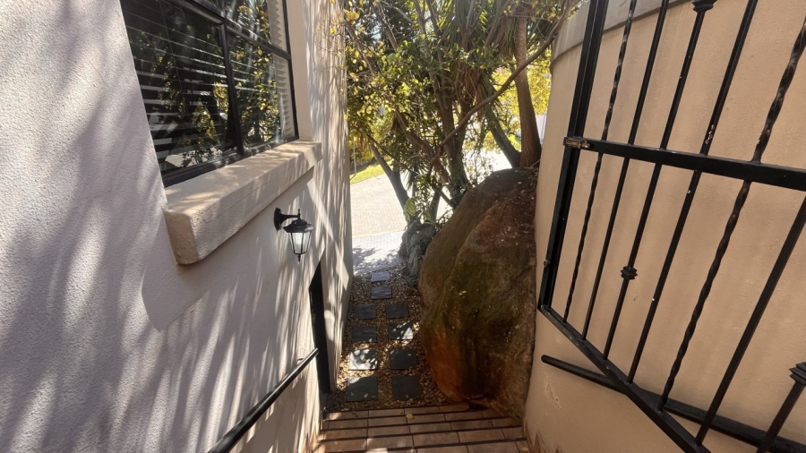 4 Bedroom Property for Sale in Bassonia Gauteng