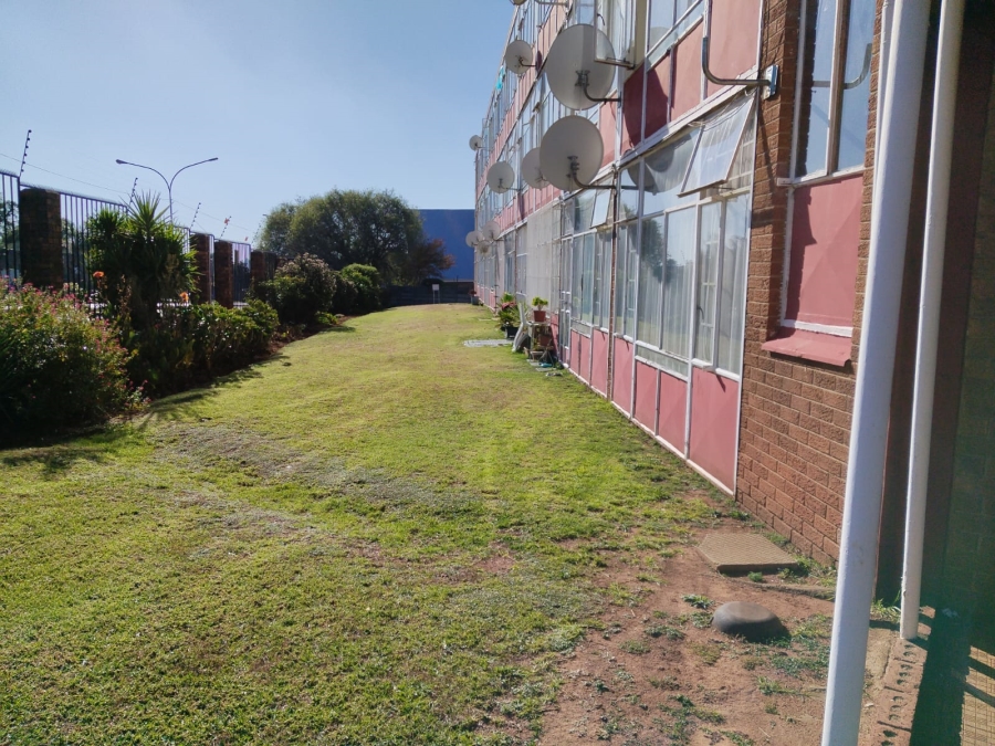 1 Bedroom Property for Sale in Kempton Park Ext 5 Gauteng