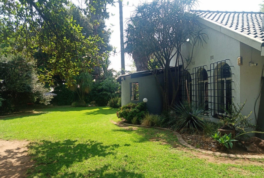 3 Bedroom Property for Sale in Selcourt Gauteng