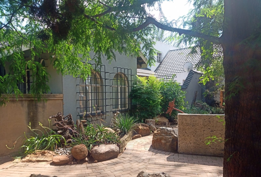 3 Bedroom Property for Sale in Selcourt Gauteng