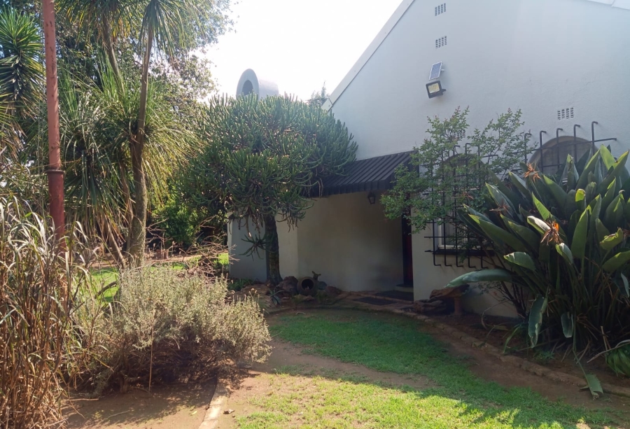 3 Bedroom Property for Sale in Selcourt Gauteng