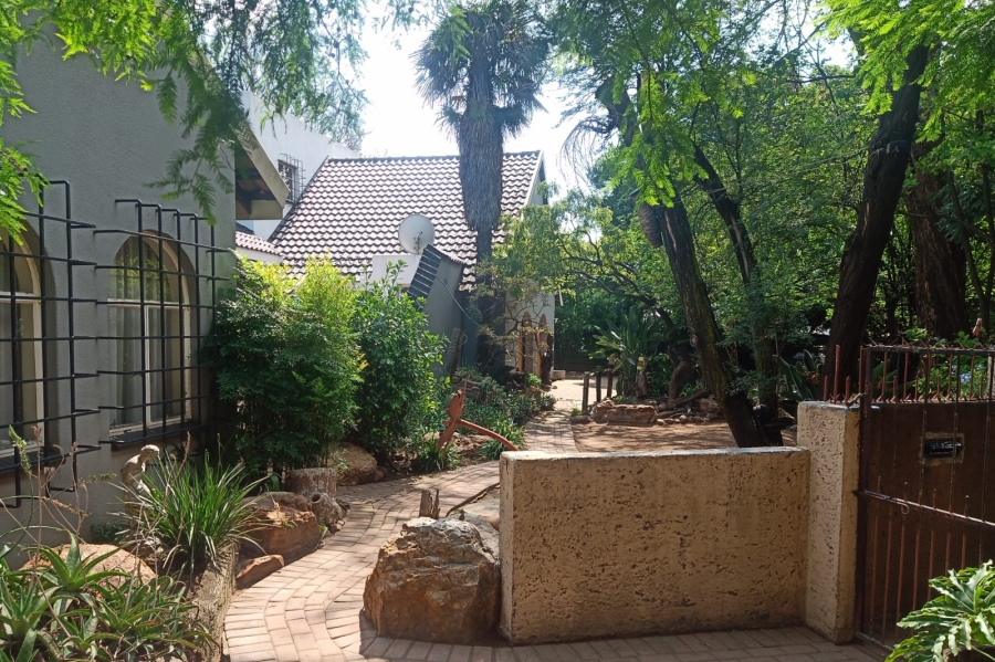 3 Bedroom Property for Sale in Selcourt Gauteng