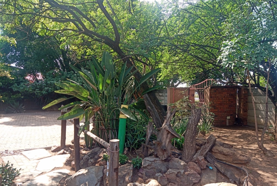 3 Bedroom Property for Sale in Selcourt Gauteng