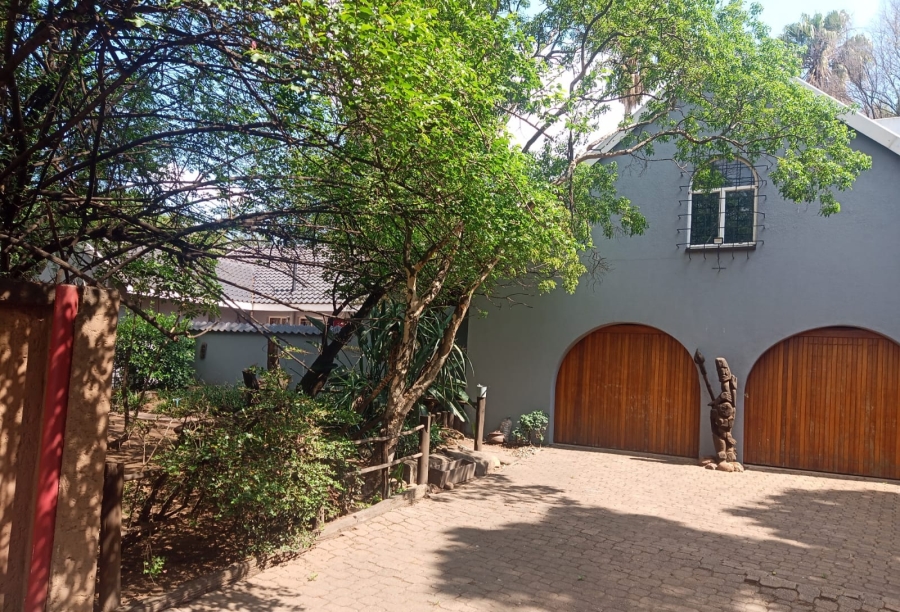 3 Bedroom Property for Sale in Selcourt Gauteng