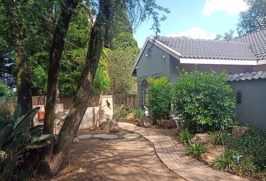 3 Bedroom Property for Sale in Selcourt Gauteng