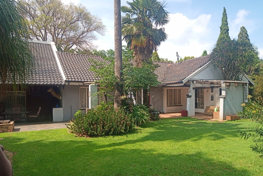 3 Bedroom Property for Sale in Selcourt Gauteng