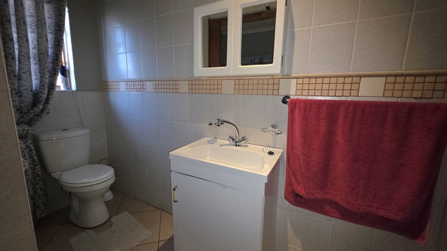 5 Bedroom Property for Sale in Selcourt Gauteng