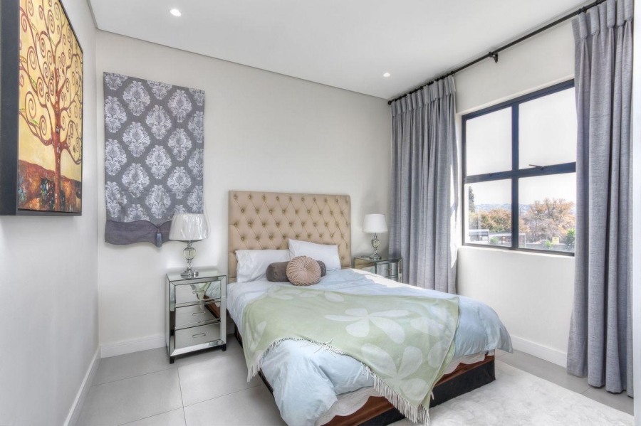 2 Bedroom Property for Sale in Morningside Gauteng