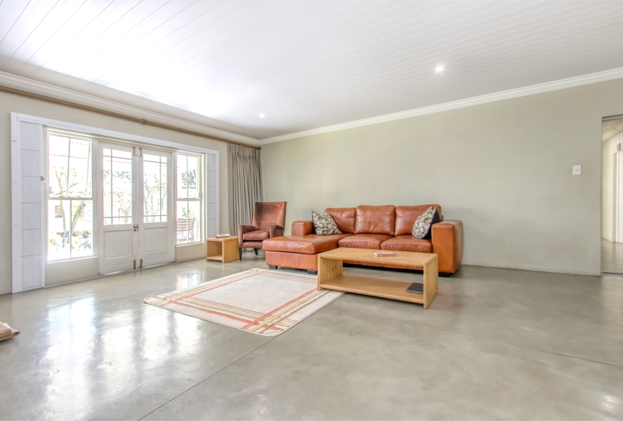 To Let 4 Bedroom Property for Rent in Bryanston Gauteng